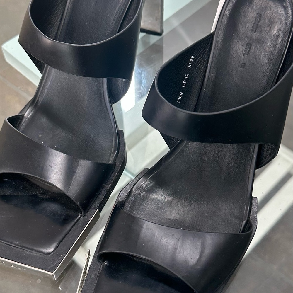 Heliot Emil Sandal Heel Size 12